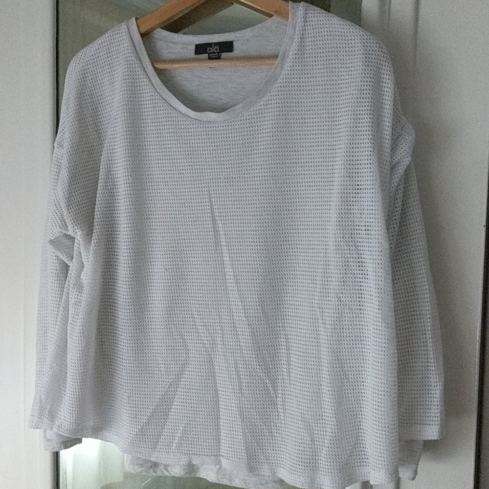 Also Yoga White Netting Overlay Long Sleeve Tee
